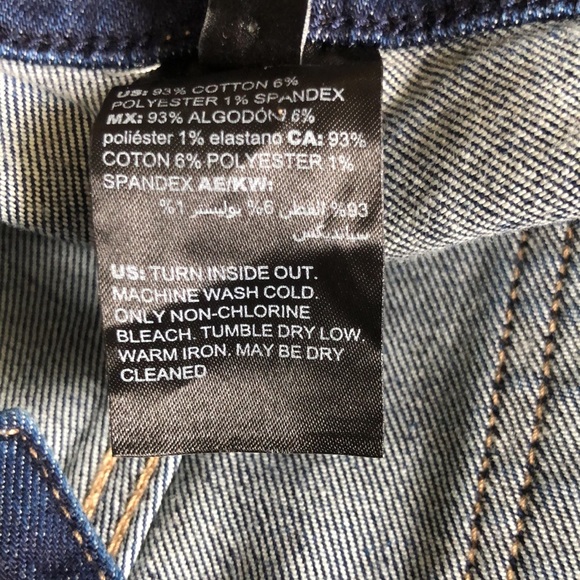 White House Black Market- The Straight Crop - Picture 8 of 8